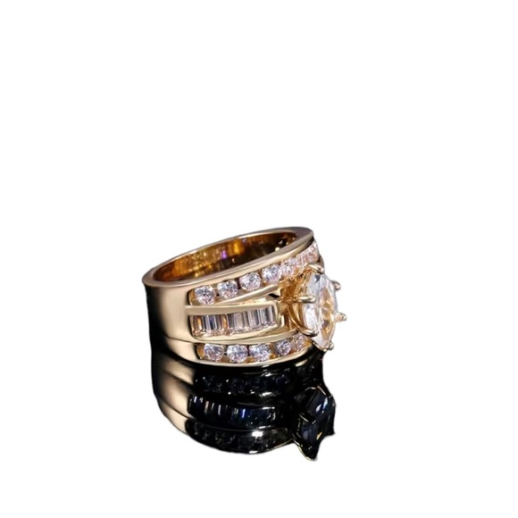 Gold Triple Row Zircon Marquis Solitaire Ring - Picture 3 of 8